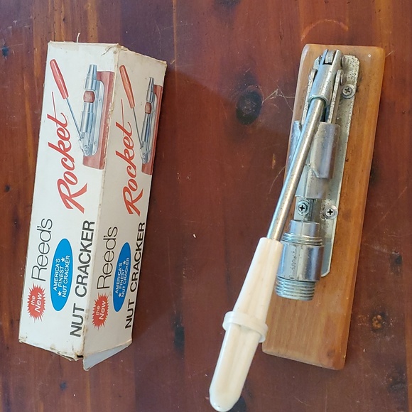 Reed's Rocket nut cracker vintage - Picture 6 of 10